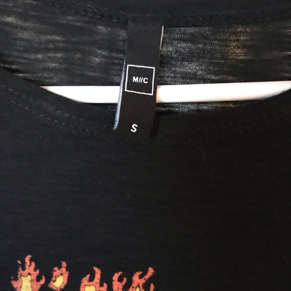 PacSun Graphic Tee - Picture 3 of 3